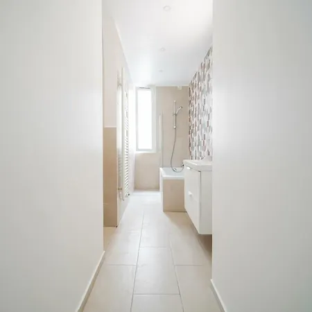 Elegant 4 Bedroom Spacious And Decorated * Parigi