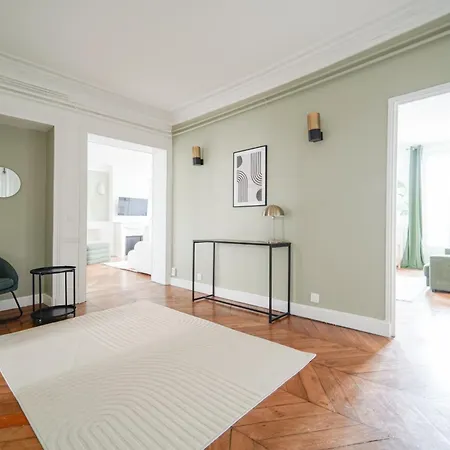 Appartamento Elegant 4 Bedroom Spacious And Decorated Parigi