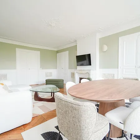 Appartamento Elegant 4 Bedroom Spacious And Decorated *