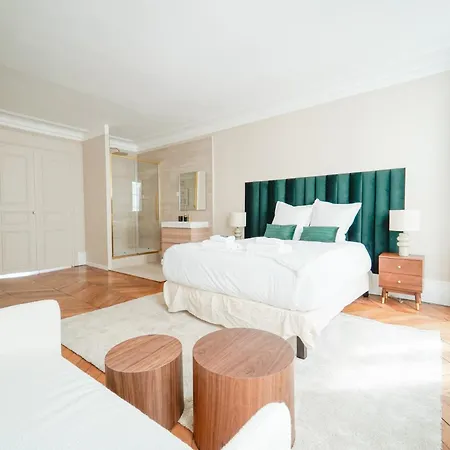 Elegant 4 Bedroom Spacious And Decorated * Parigi